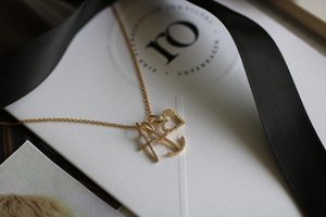 Hovedbilde Symbols Kors Diamant Anheng - 18kt Gult Gull